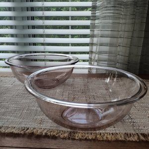 2 Pyrex Bowls Amethyst #325